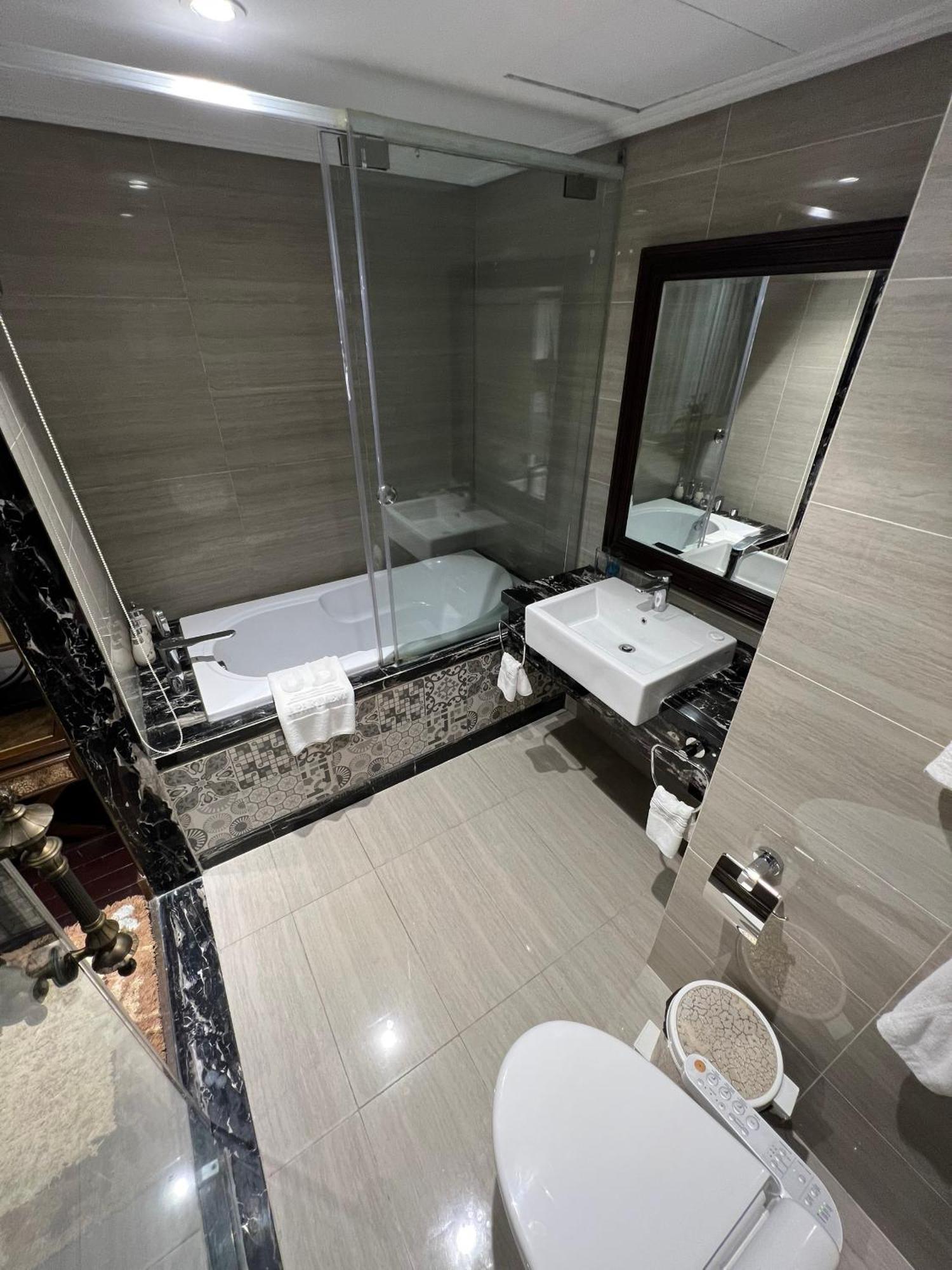 Jb Serviced Apartment Ханой Екстериор снимка