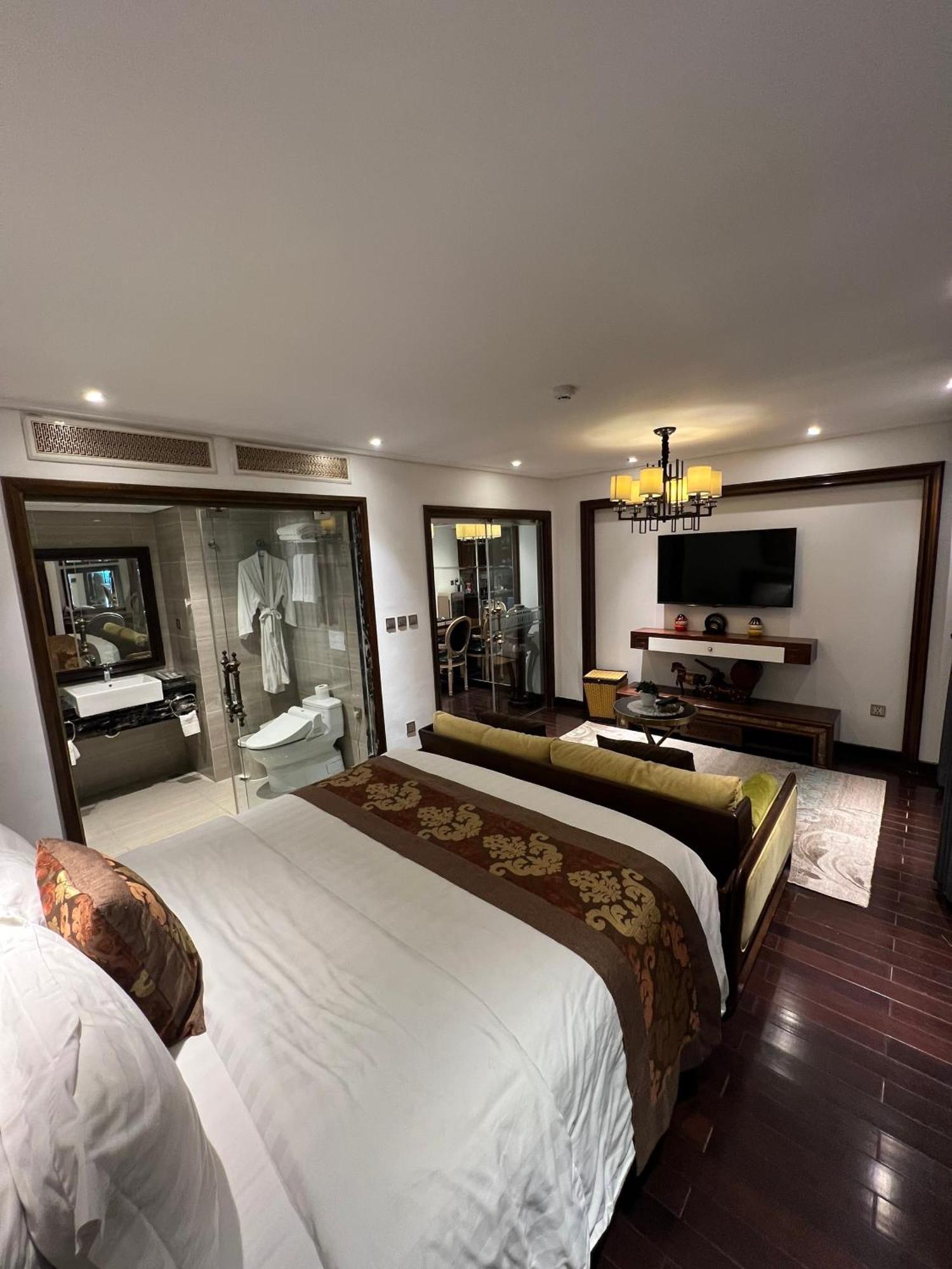 Jb Serviced Apartment Ханой Екстериор снимка