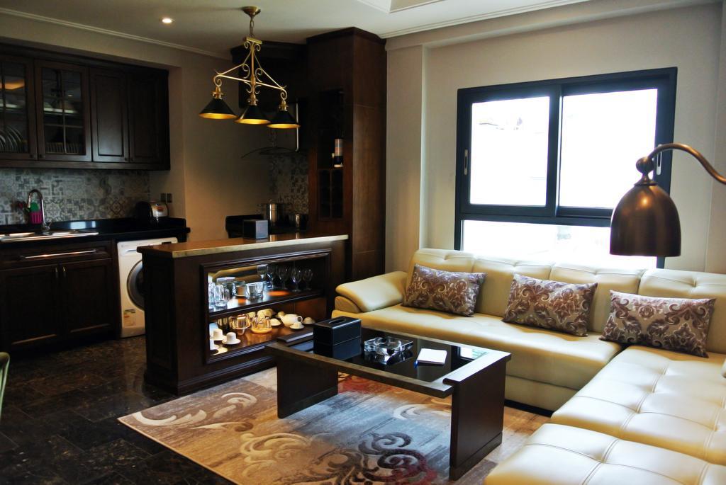 Jb Serviced Apartment Ханой Екстериор снимка